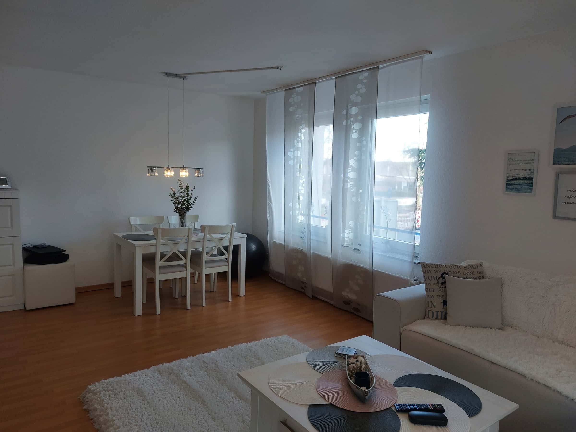 Quiet, cozy apartment with a large sunny balcony in Kelsterbach