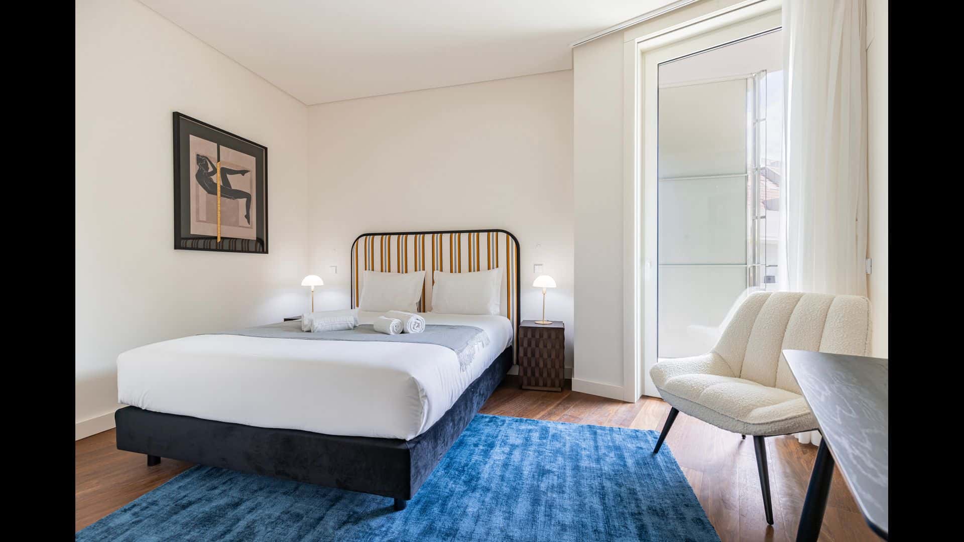 Upscale Apartment in City Center