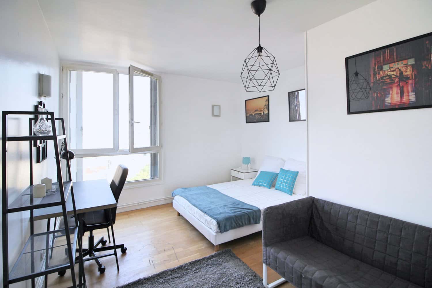 Beautiful bright room  16m²