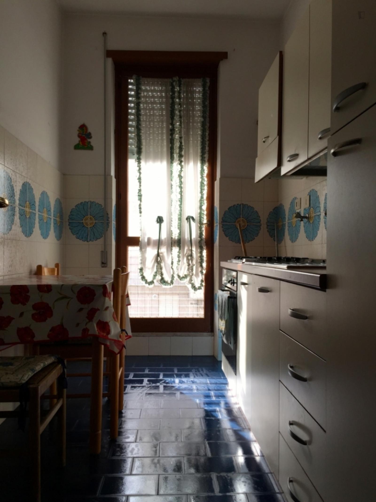Delizioso appartamento con 2 camere da letto a Ostia