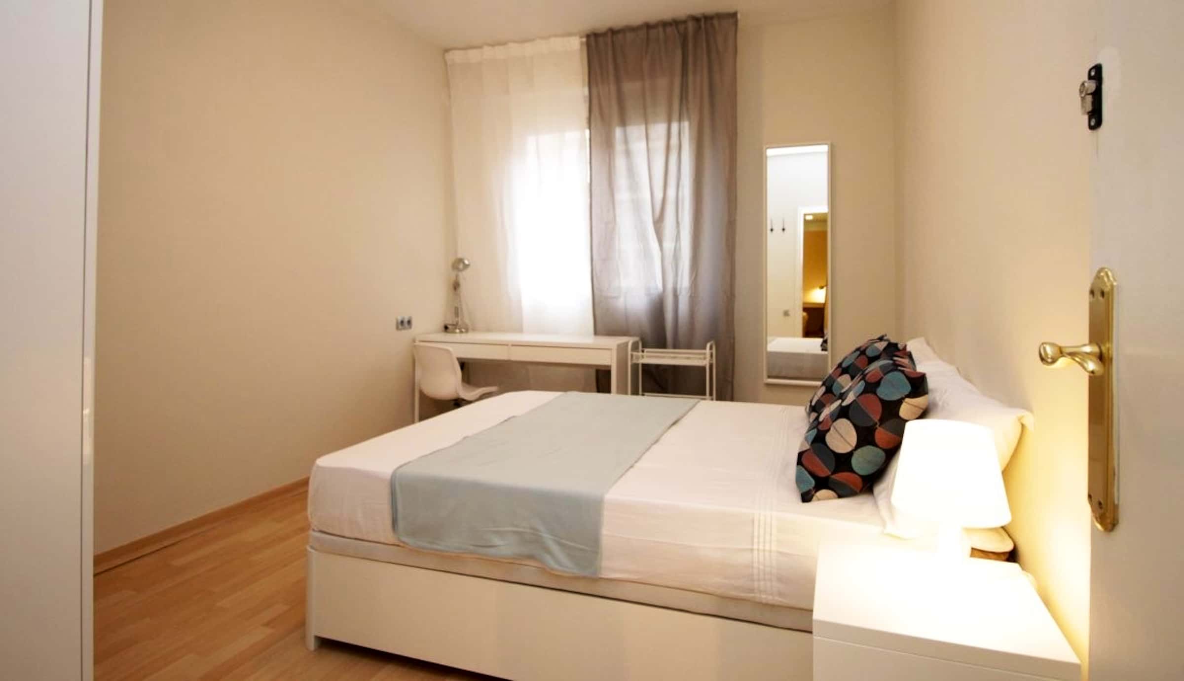 Habitación en Carrer de Caballero