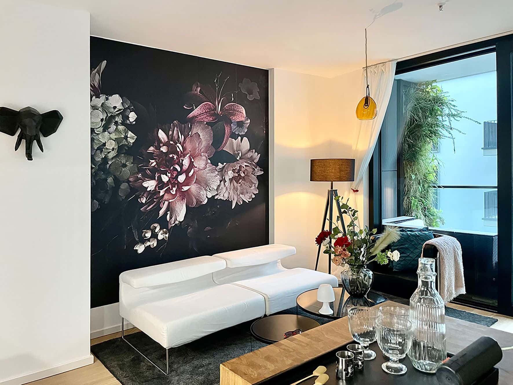 Luxury apartment+Concierge+gym+parking and rooftop access included