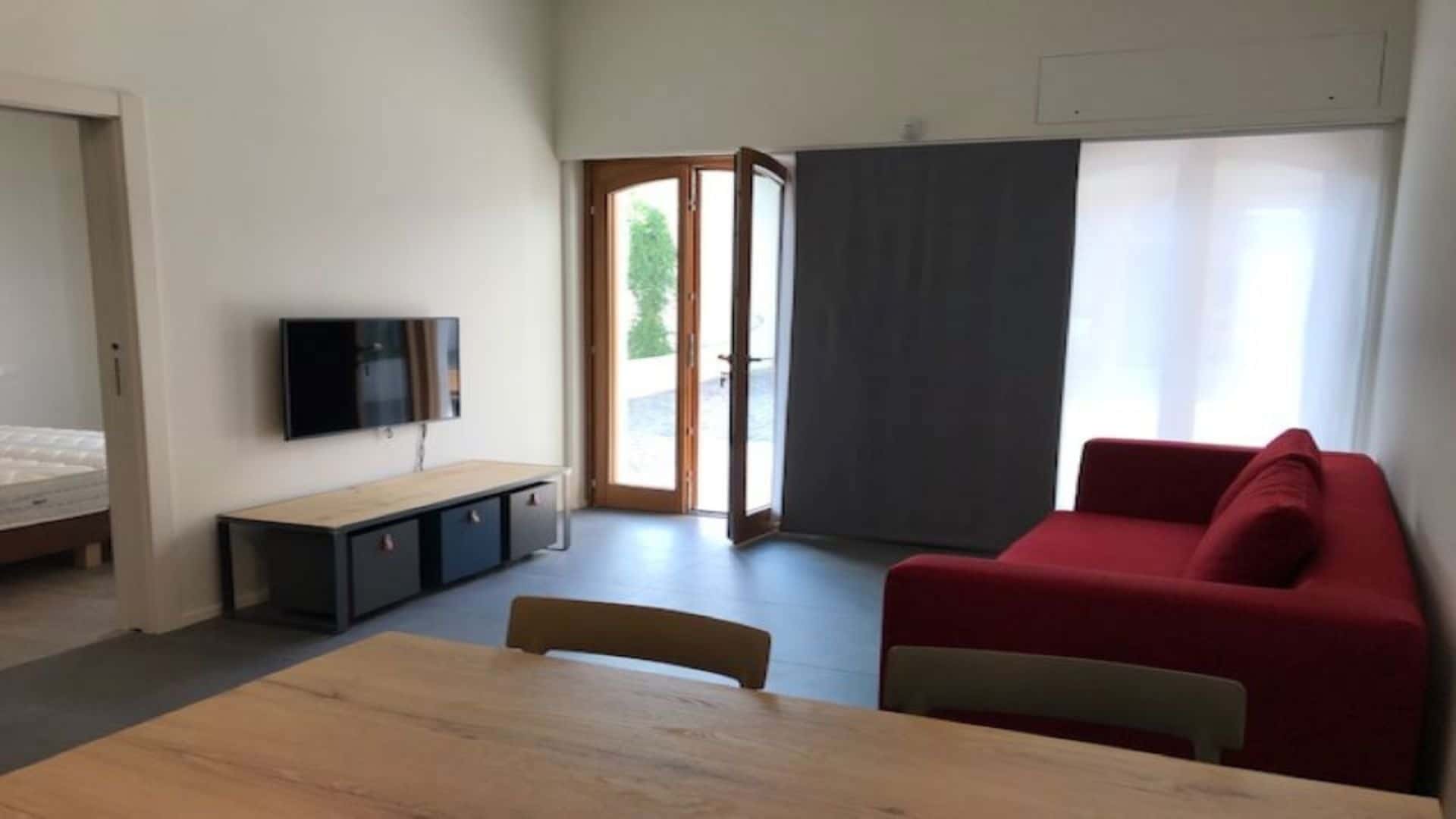 Appartamento in Via Via Canonica - zona Canonica, Sempione
 (CANONICA79B2)