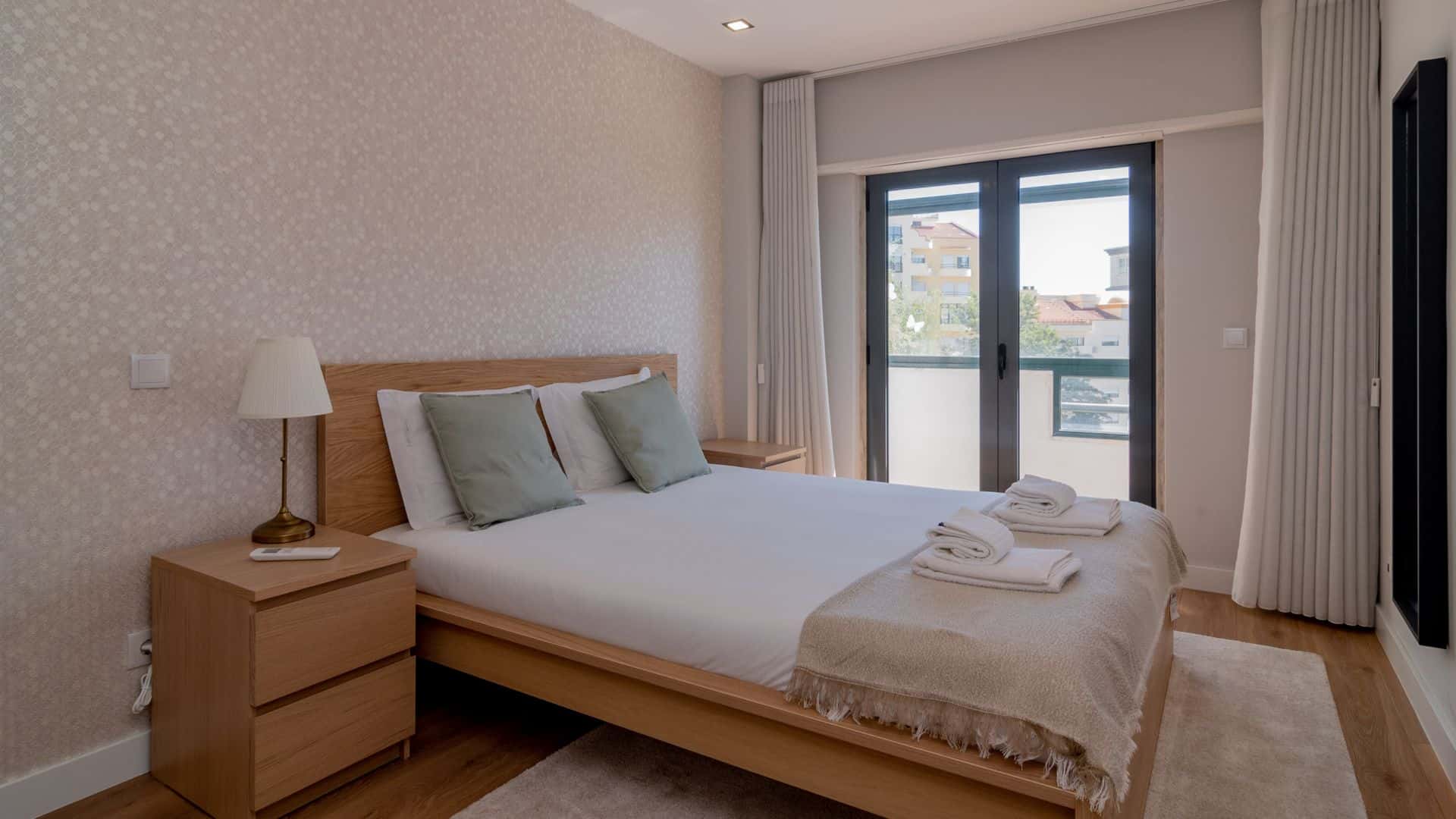 Modern 3 BDR Apartment