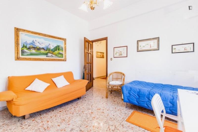 Special Offer:Beautiful single bedroom close to Parco di Centocelle