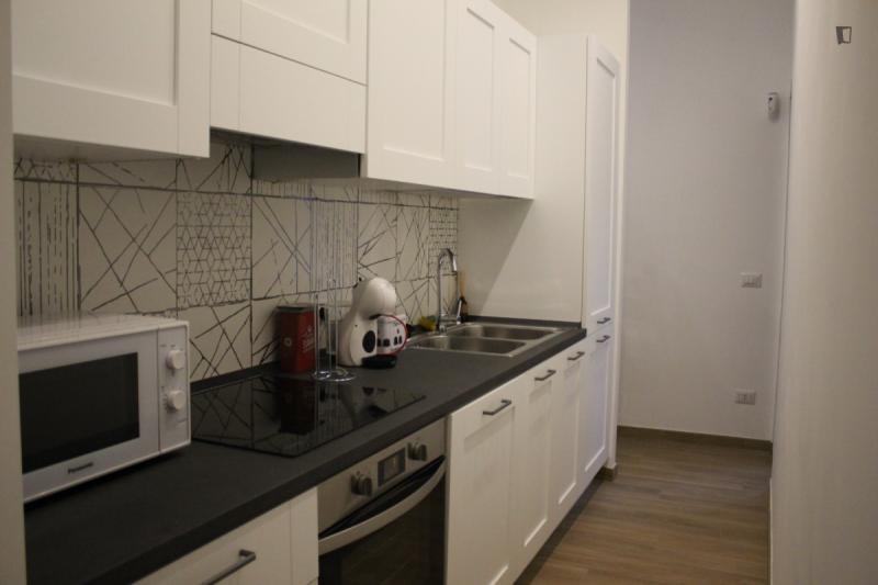Lovely Ensuite Room close to Piazza Gentile da Fabriano