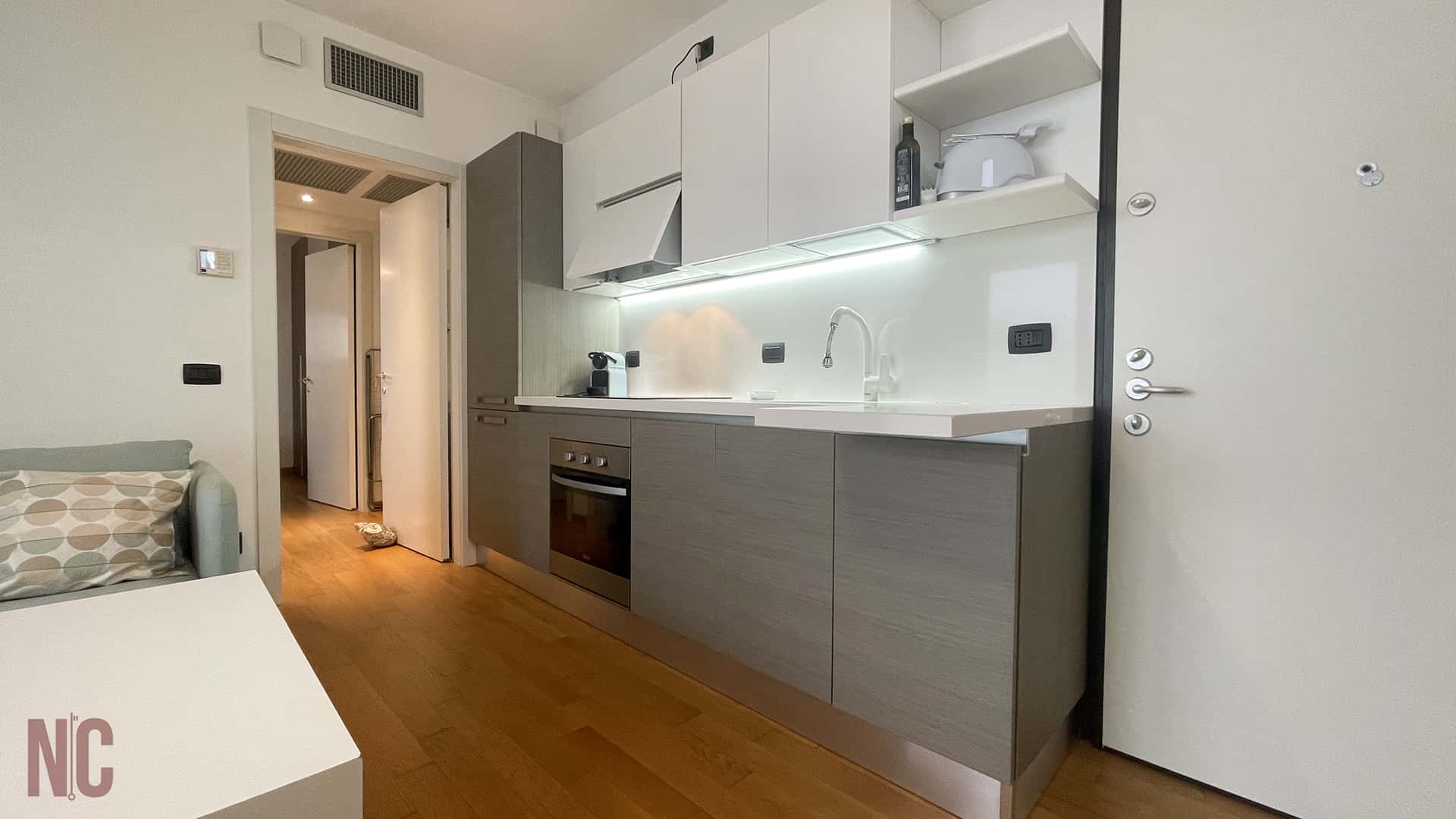 Appartamento in Via Via Lomellina - zona Città Studi, Susa (LOMELLINA12)
