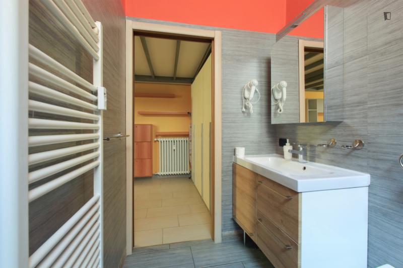 Cool studio in close to Pasteur metro station