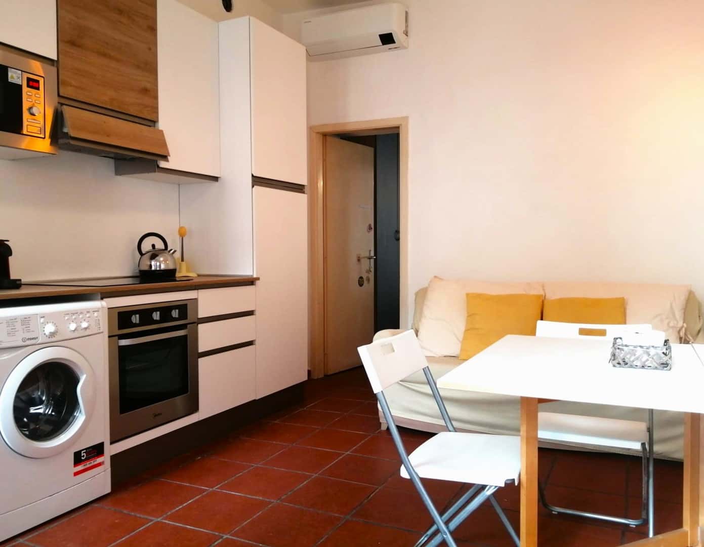 Appartamento in Via Via Savona - zona Savona, Tortona (SAVONA23)