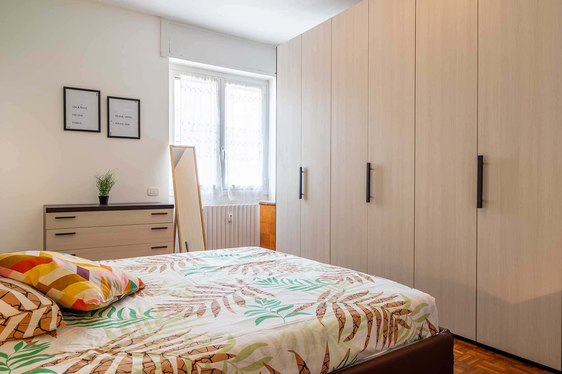 Stanza in via carolina invernizio 7b  private room s2