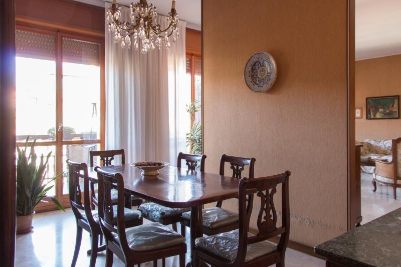 Cosy single bedroom close to Gerusalemme metro station