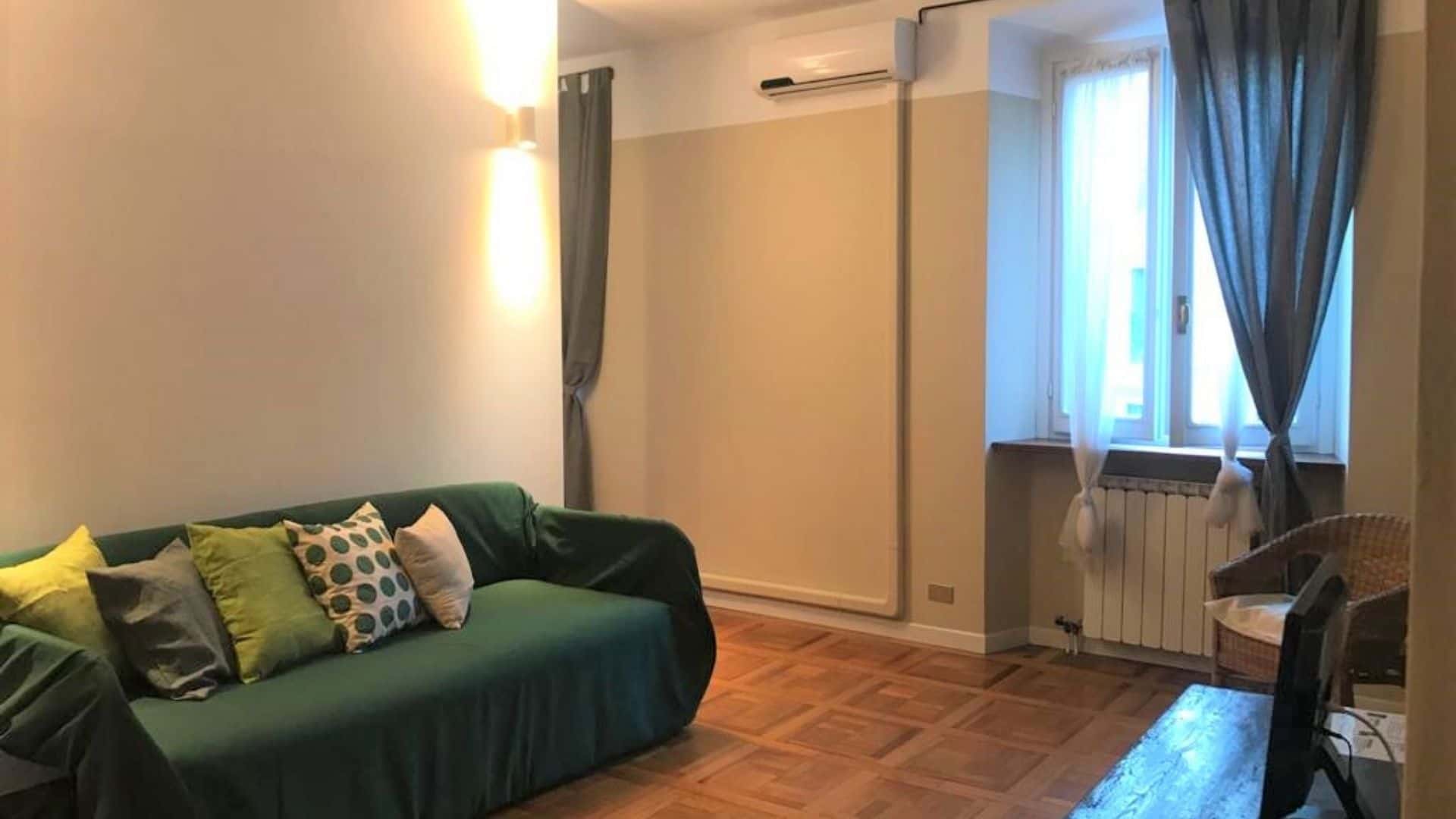 Appartamento in Via Meravigli - zona Duomo, Cinque Vie, Scala
 (MERAVIGLI17)