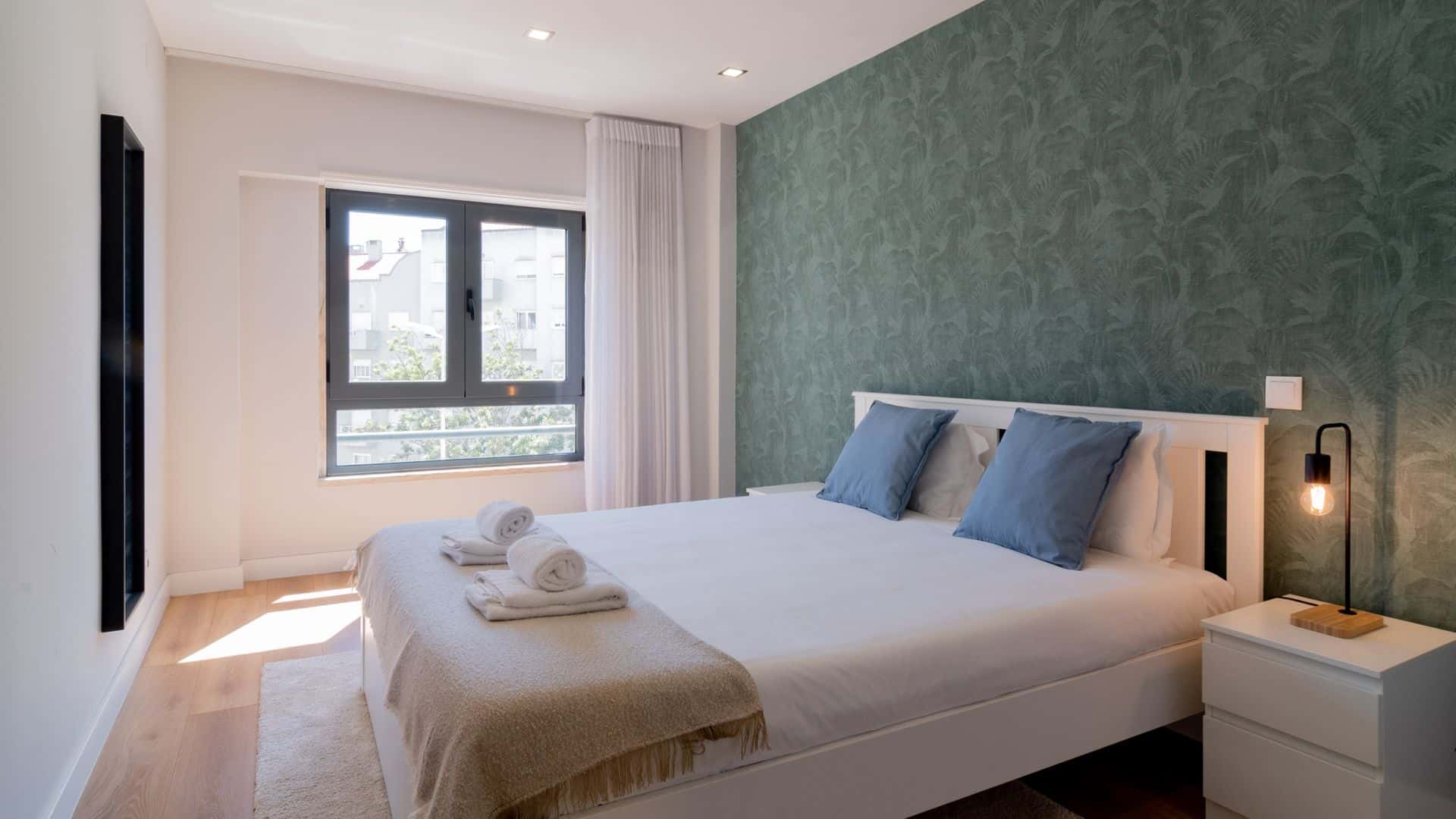Modern 3 BDR Apartment