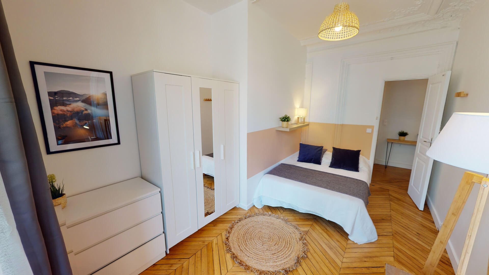 Chambre dans le 14 rue de Tilsitt, 75008 Paris