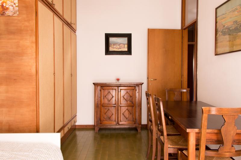 Cosy single bedroom close to Gerusalemme metro station
