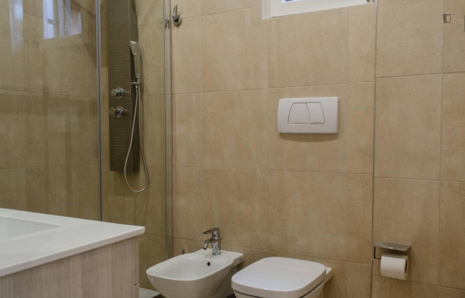 Un appartamento di 3 stanze, con spazio esterno