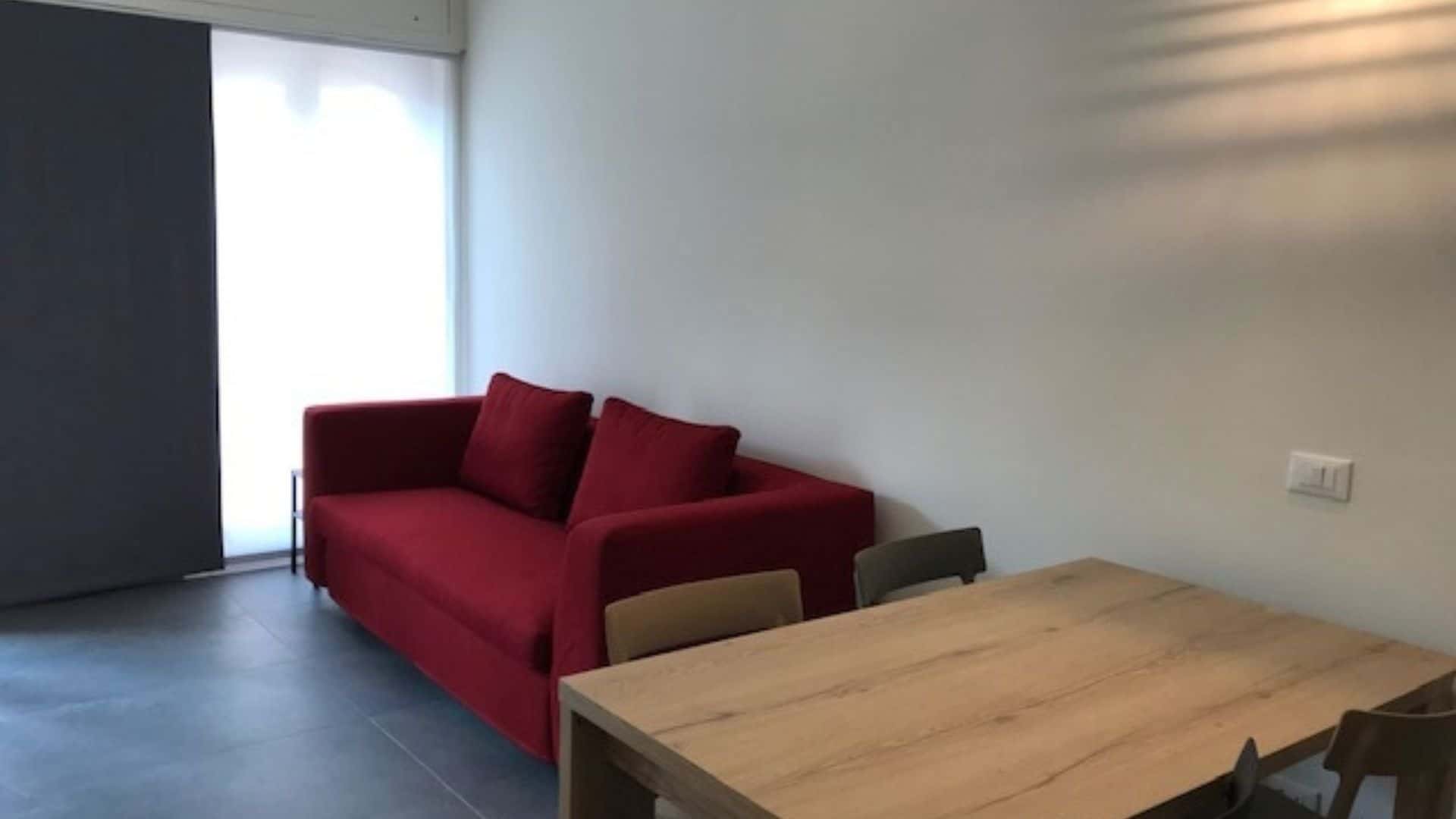 Appartamento in Via Via Canonica - zona Canonica, Sempione
 (CANONICA79B2)